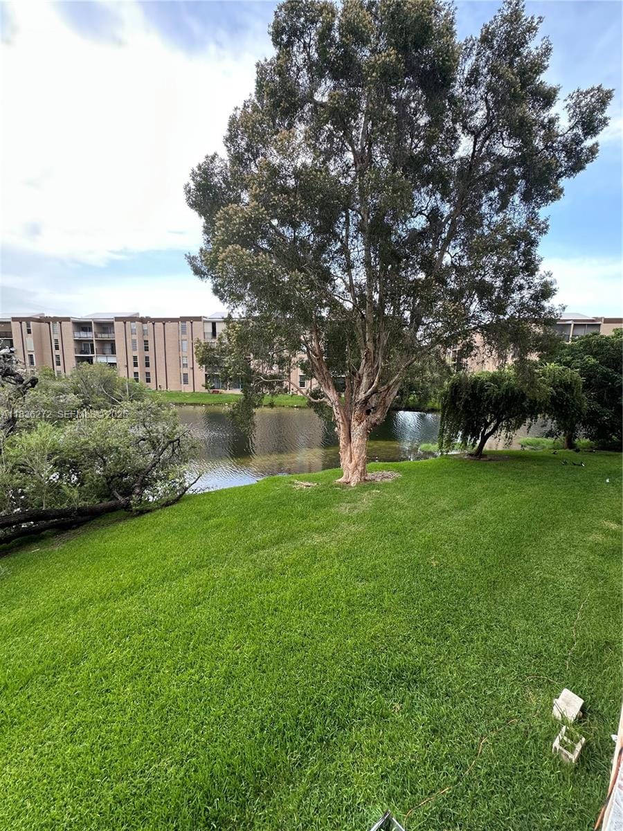 8897 Fontainebleau Boulevard 208 — photo 9