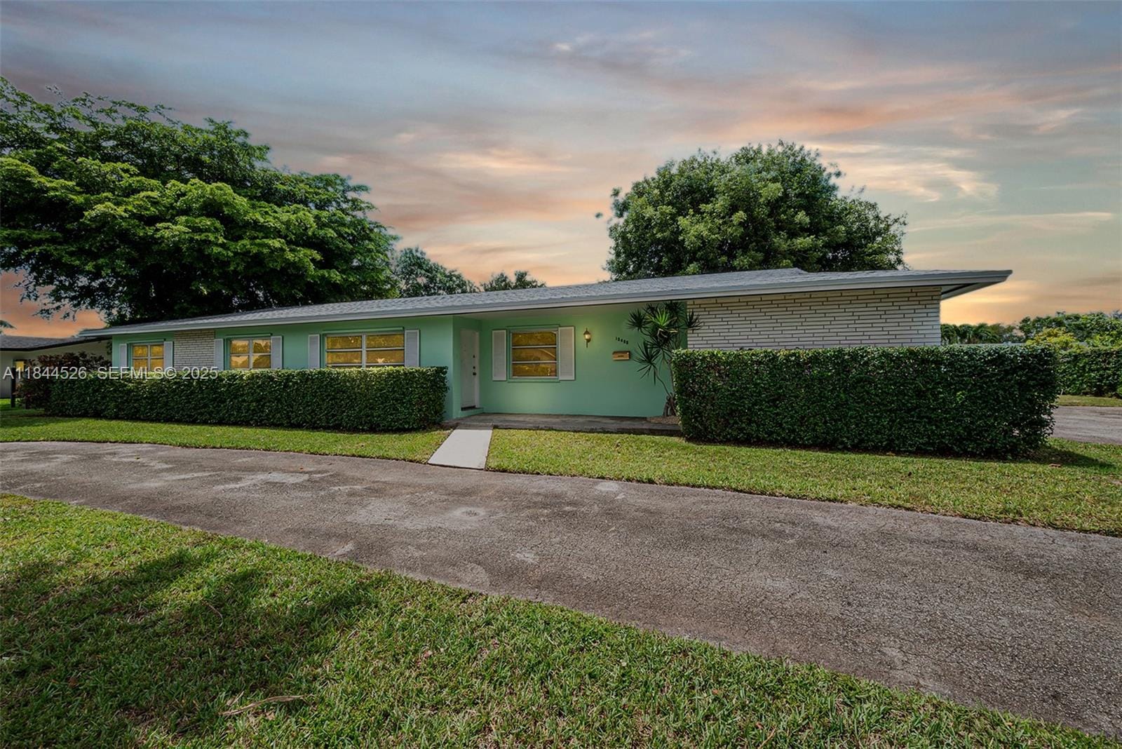 10480 SW 112th Street, Miami, FL 33176