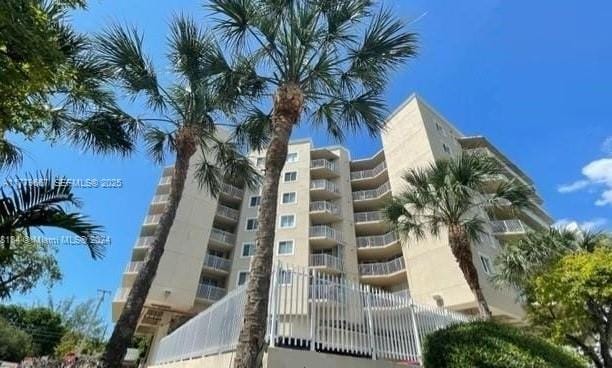102 SW 6th Avenue 701, Miami, FL 33130 photo 2