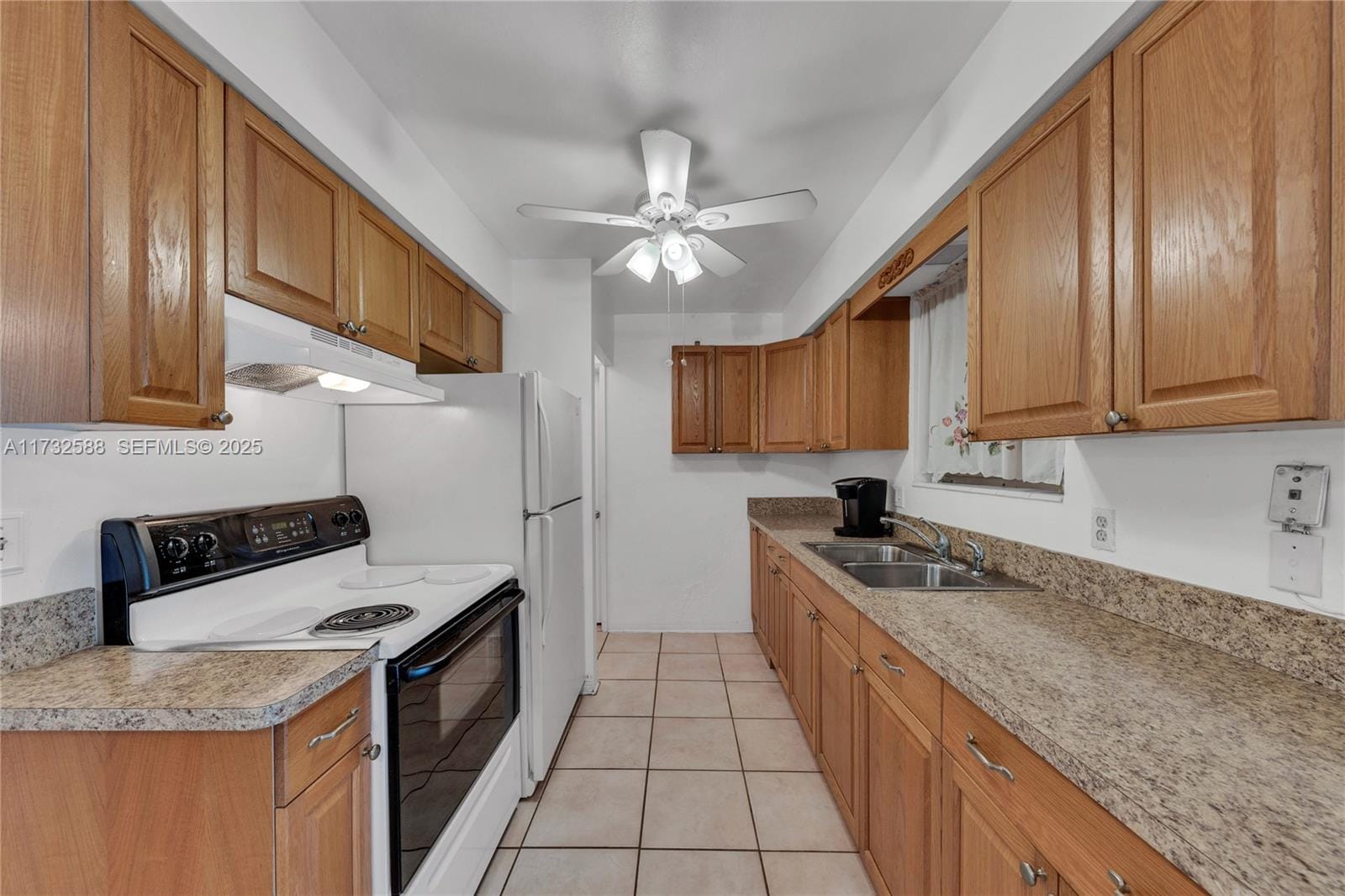 2300 Jackson Street 10 — photo 4