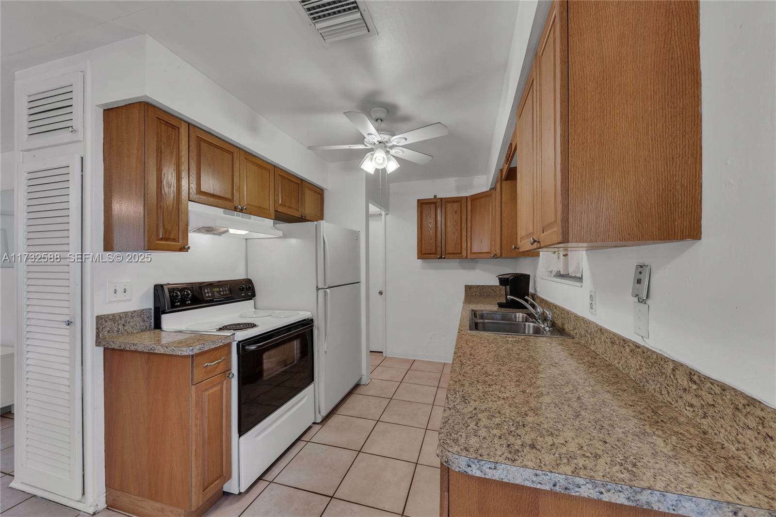 2300 Jackson Street 10 — photo 5