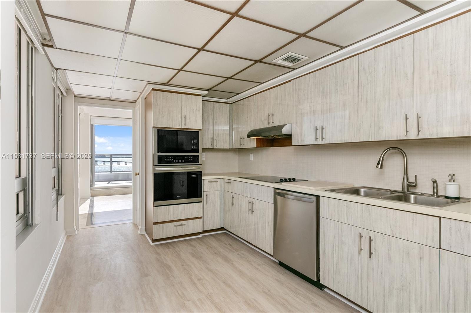 1541 Brickell Avenue C1507, Miami, FL 33129 photo 14