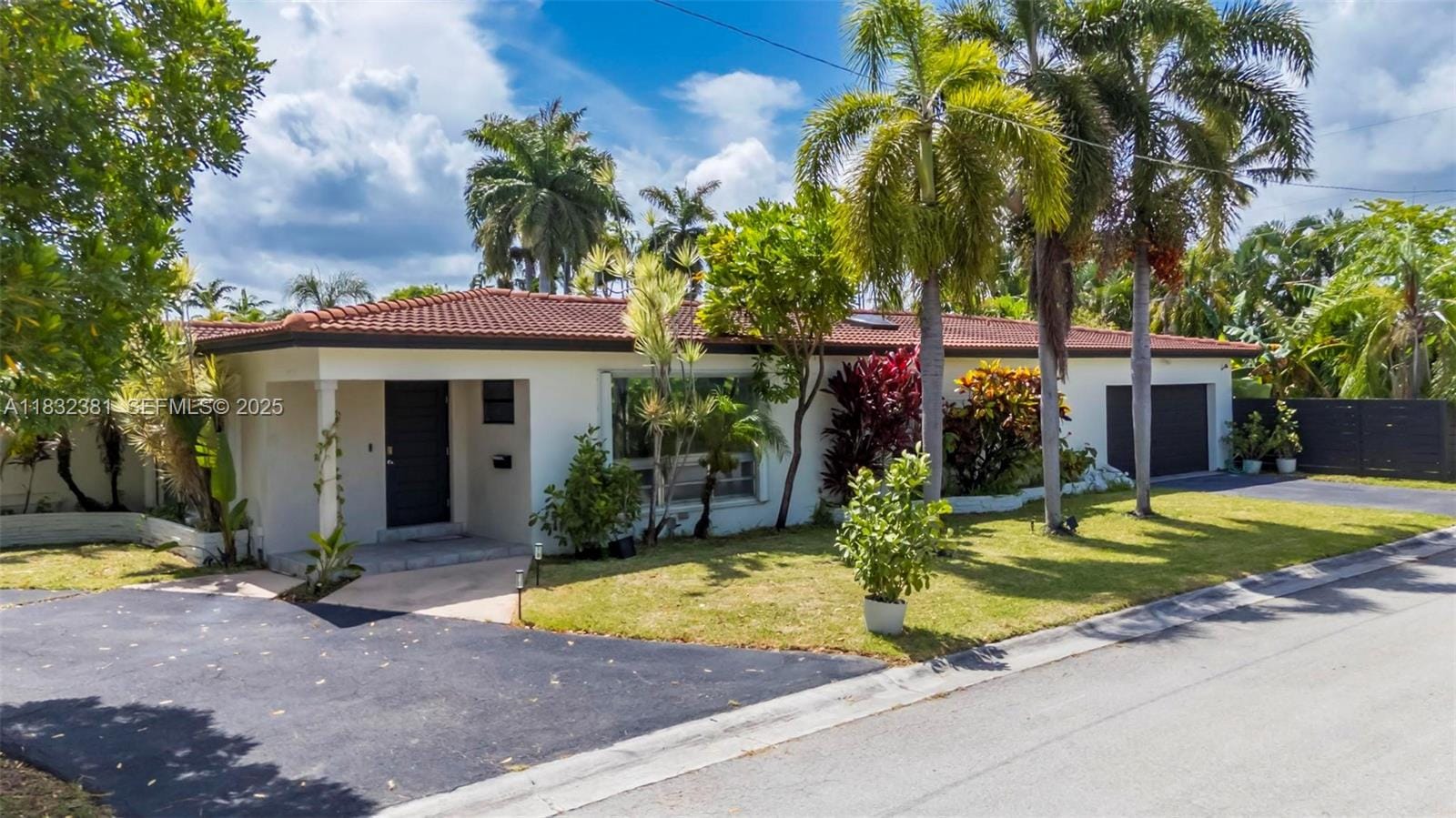1201 Buchanan Street, Hollywood, FL 33019 photo 2