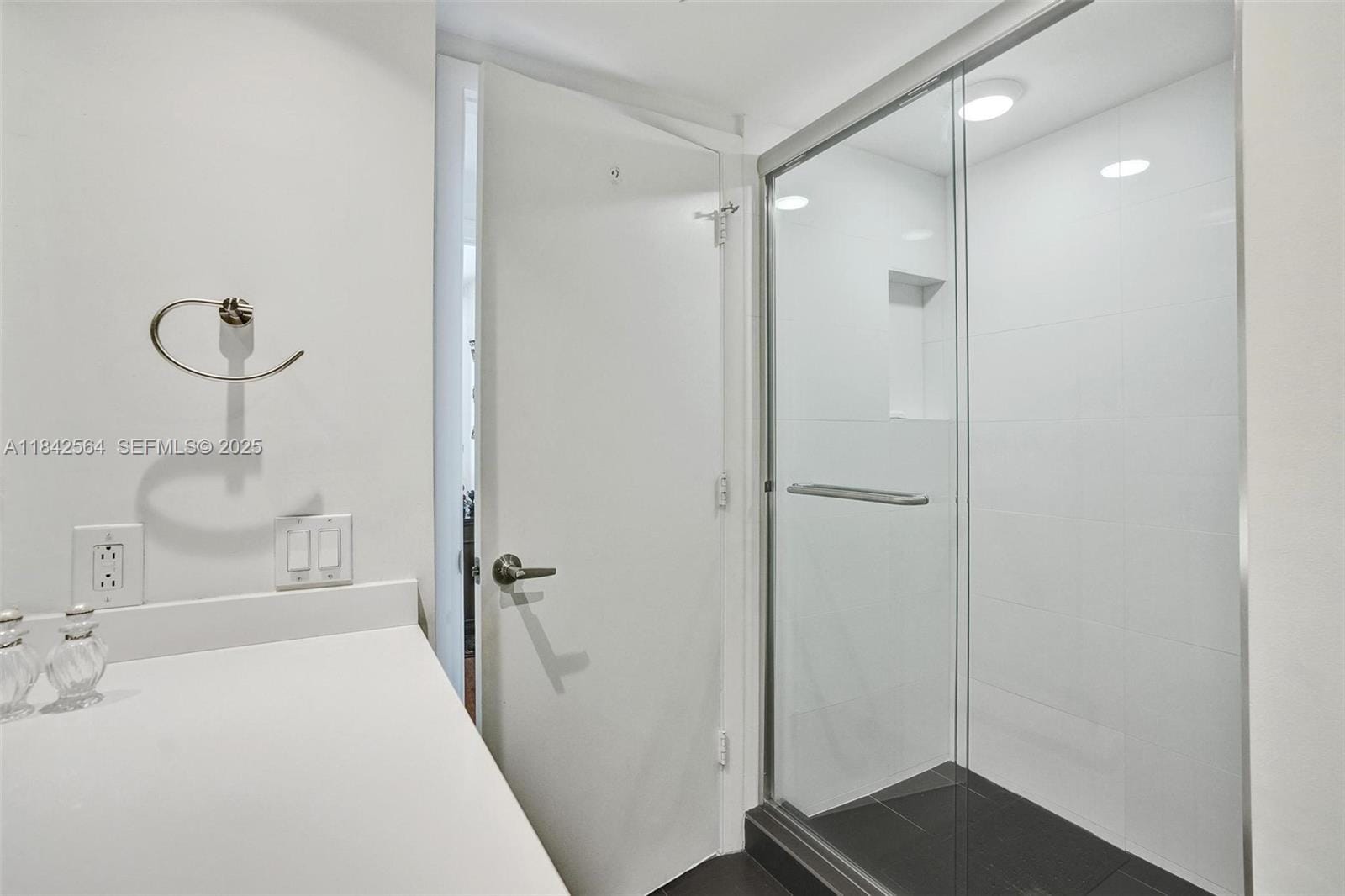 3610 Yacht Club Drive 909, Aventura, FL 33180 photo 29