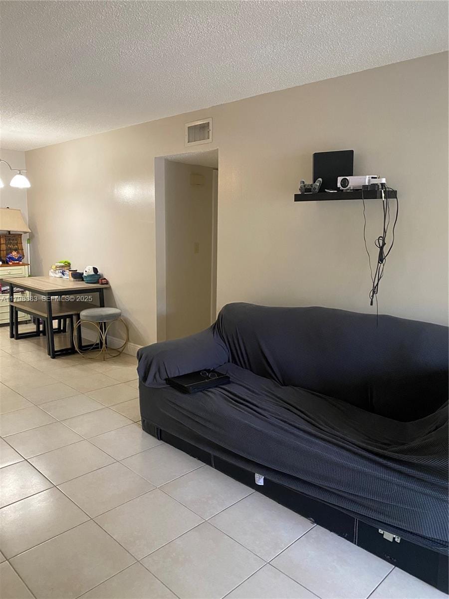 104 Gardens Drive 104 — photo 4