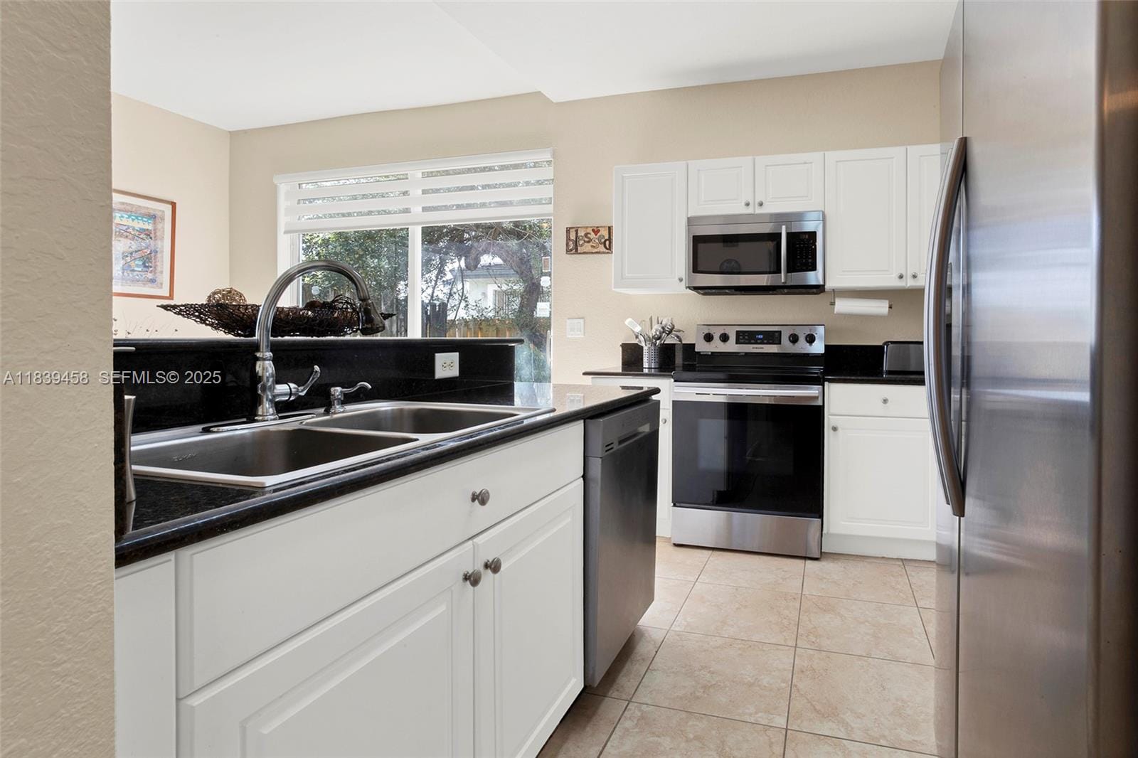 153 SE 8th Place 2, Homestead, FL 33033 photo 17