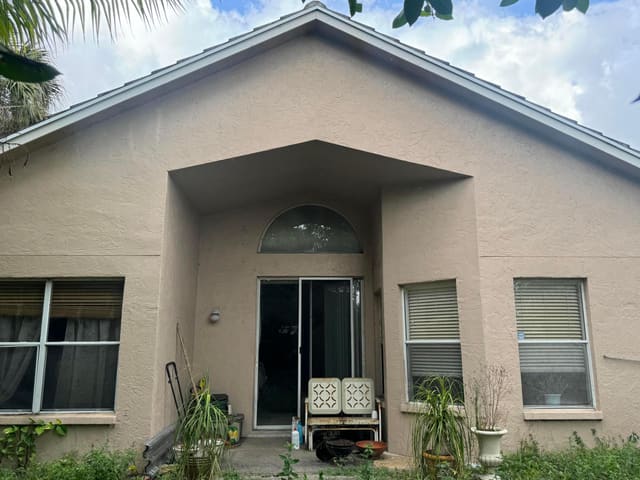 4295 Grosvenor Court, sold in Brittany Village, West Palm Beach, FL