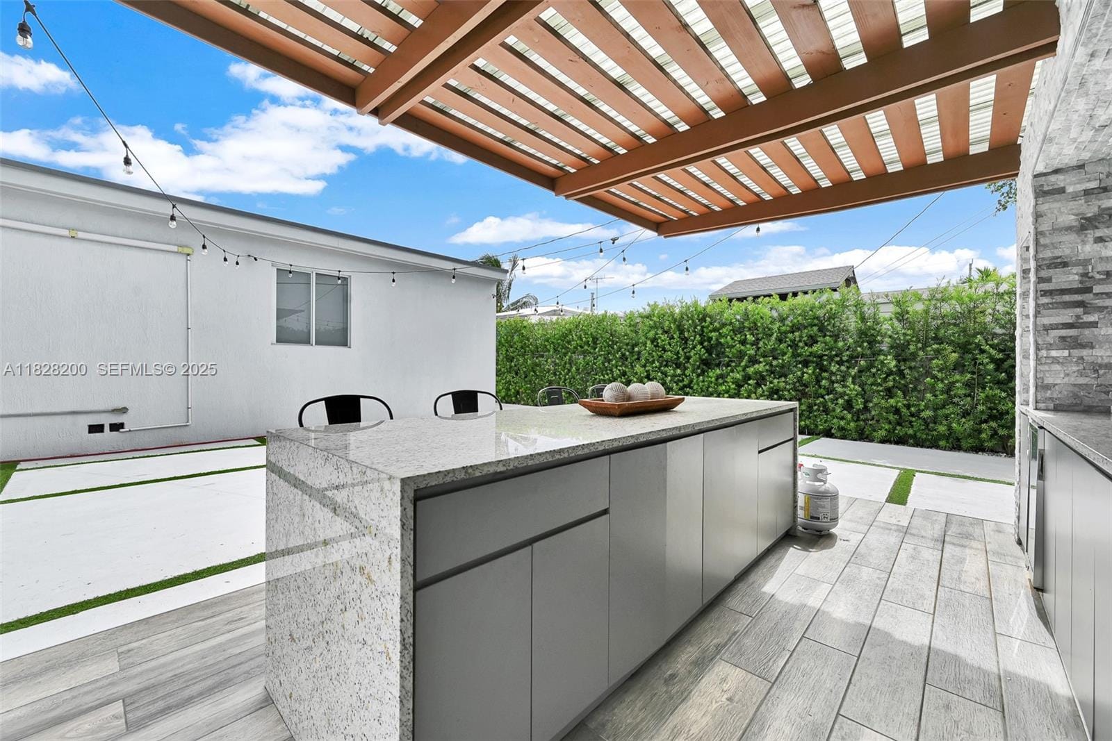 40 W 63rd Street, Hialeah, FL 33012 photo 3