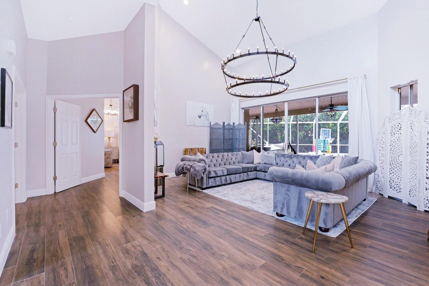 15835 Meadow Wood Drive — photo 2