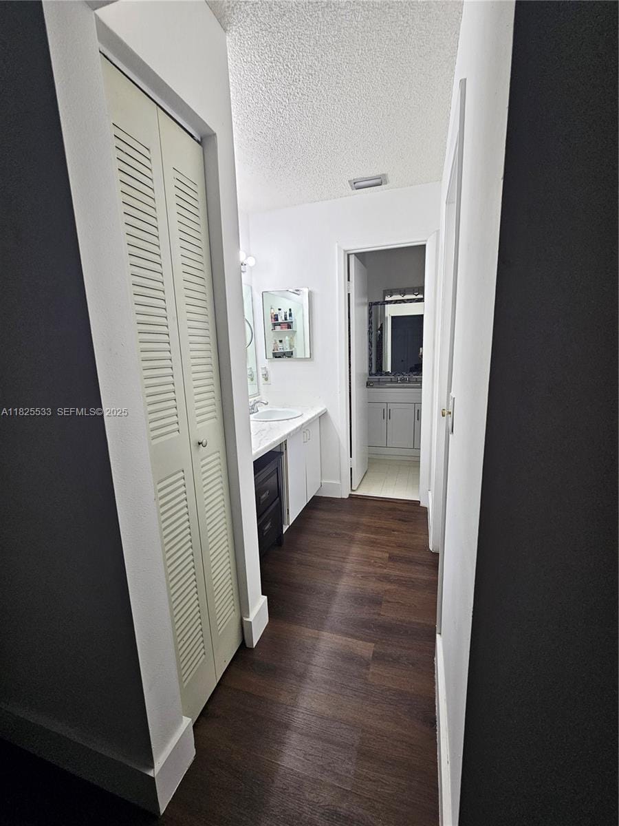1002 Adams Avenue 1002E — photo 11