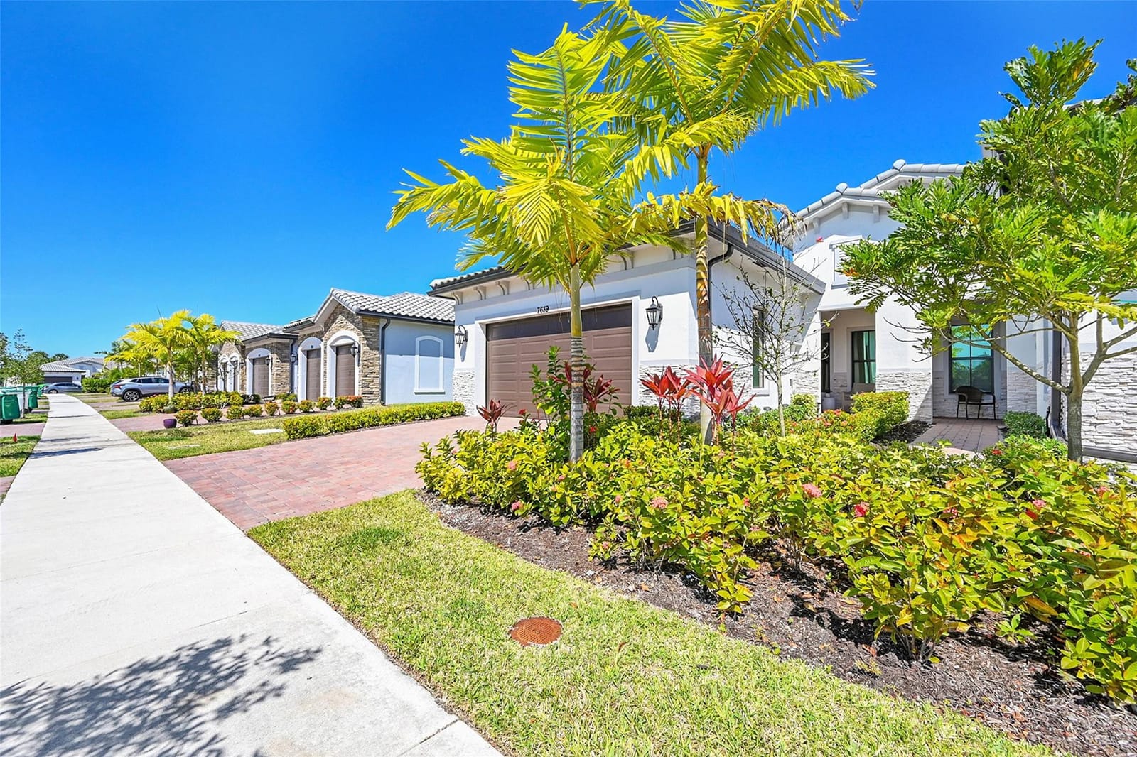 7639 S Blue Spring Drive 7639, Parkland, FL 33067