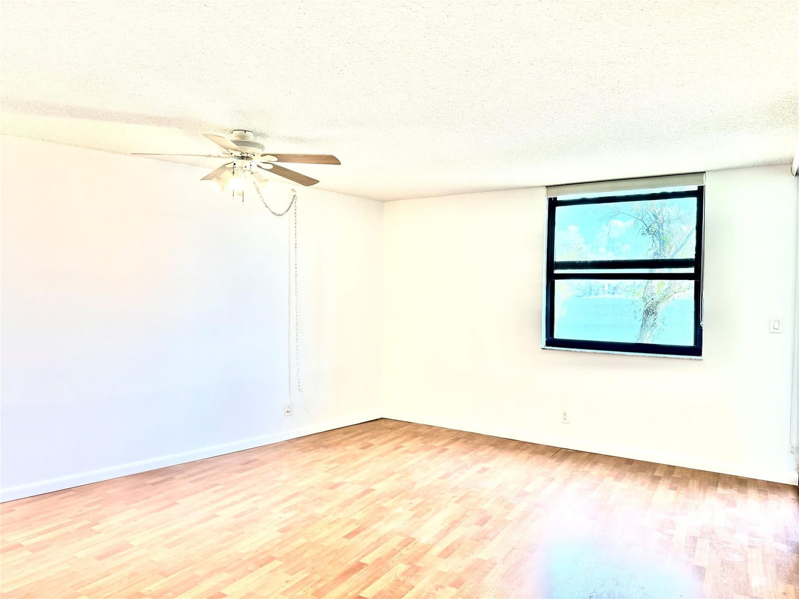 117 Lake Emerald Drive 205, Oakland Park, FL 33309 photo 12