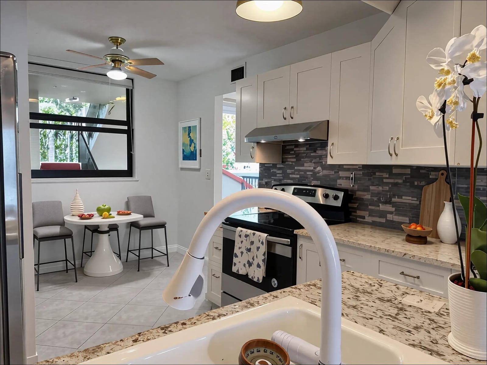 117 Lake Emerald Drive 205, Oakland Park, FL 33309 photo 10
