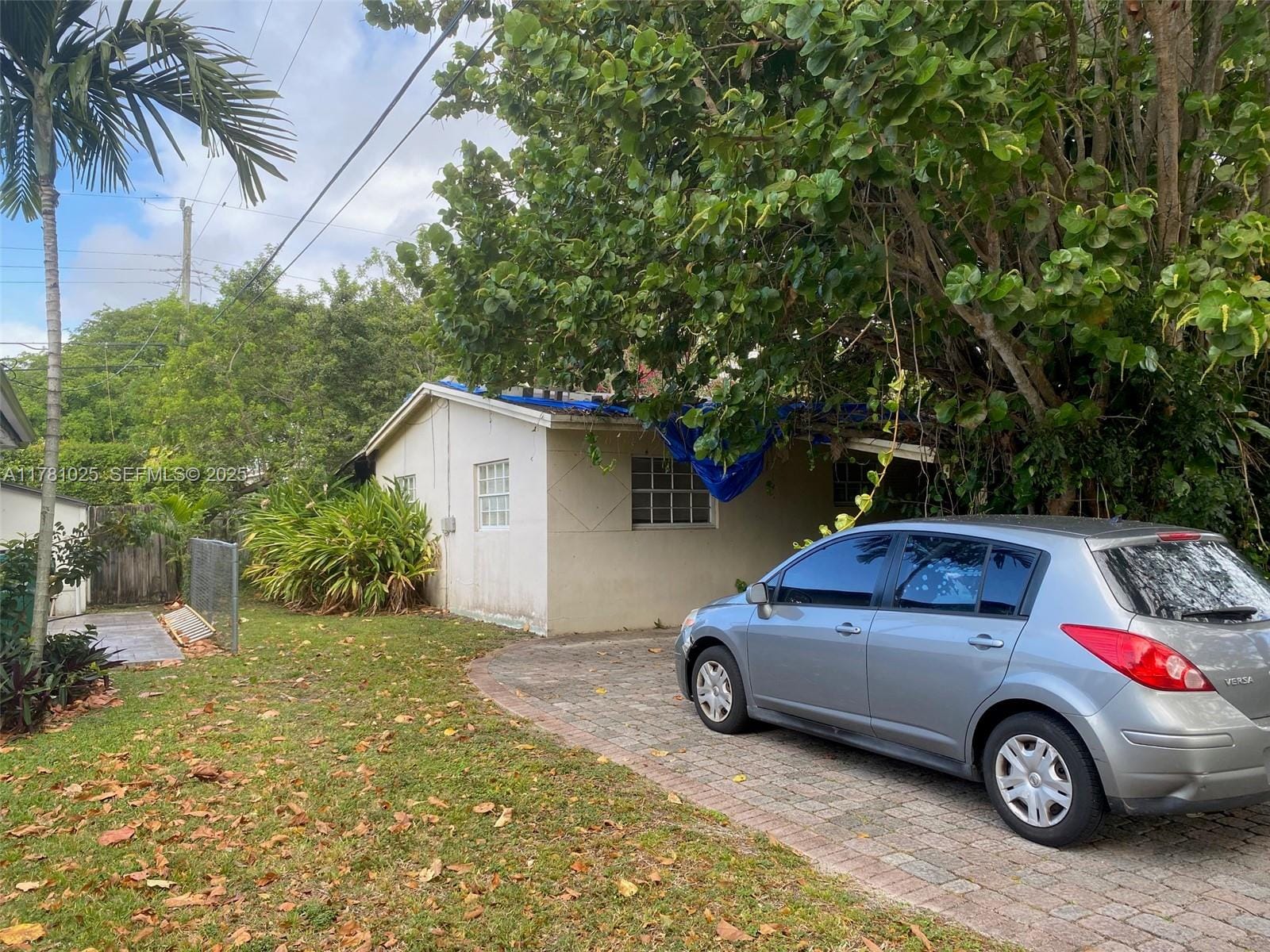 5244 SW 89th Avenue, Miami, FL 33165