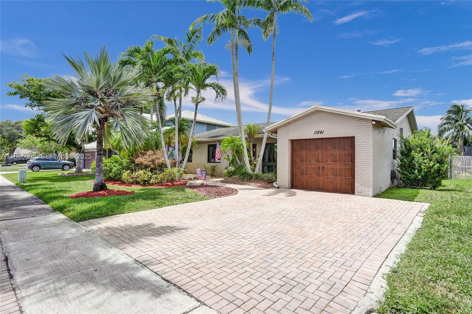 11841 NW 41st Street, Sunrise, FL 33323