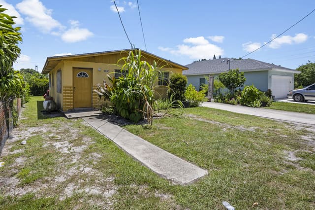 14847 SW 170th Avenue, sold in Booker Park, Indiantown, FL