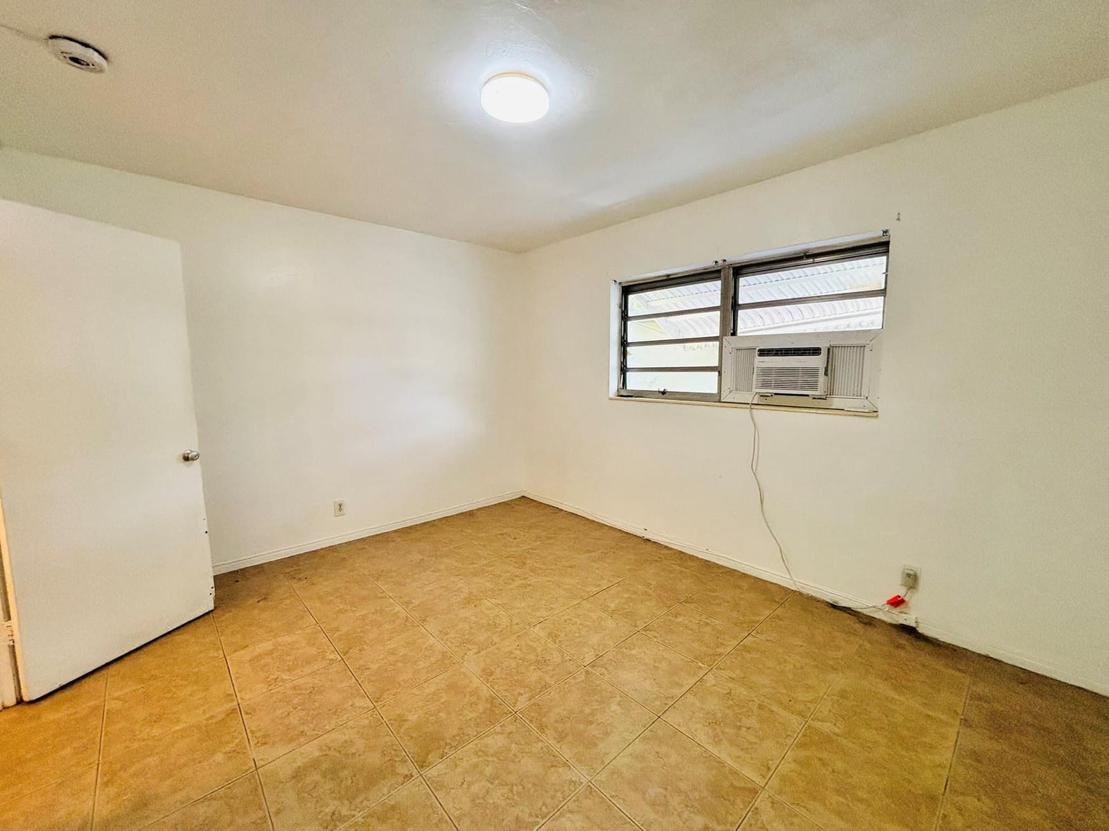 2101 SE 4th Avenue — photo 9