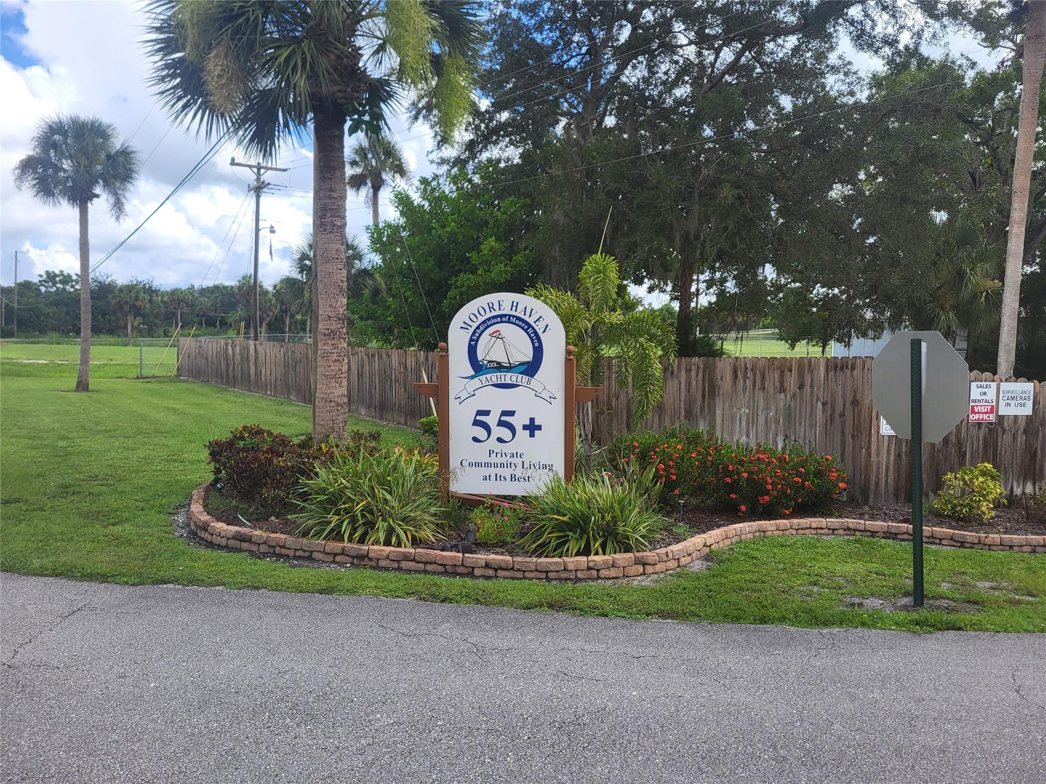 803 & 805 & 805 Big Branch Lane, Moore Haven, FL 33471, Moore Haven
