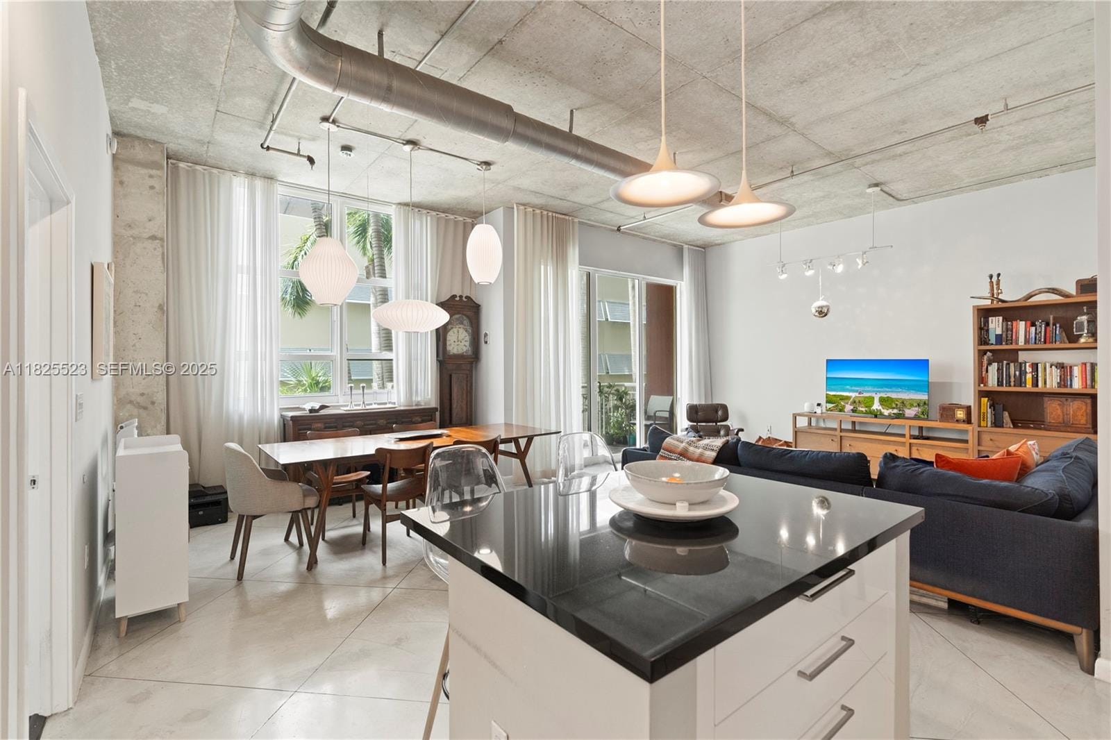 2001 Biscayne Boulevard 2201, Miami, FL 33137