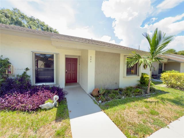 3078 S Oakland Forest Drive 605, sold in Pines Of Oakland Forest W, Oakland Park, FL
