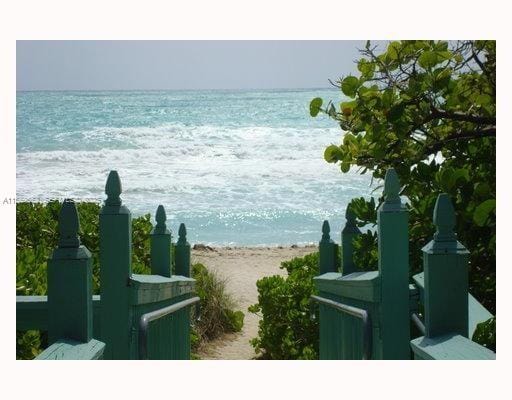5401 Collins Avenue 209, Miami Beach, FL 33140 photo 15