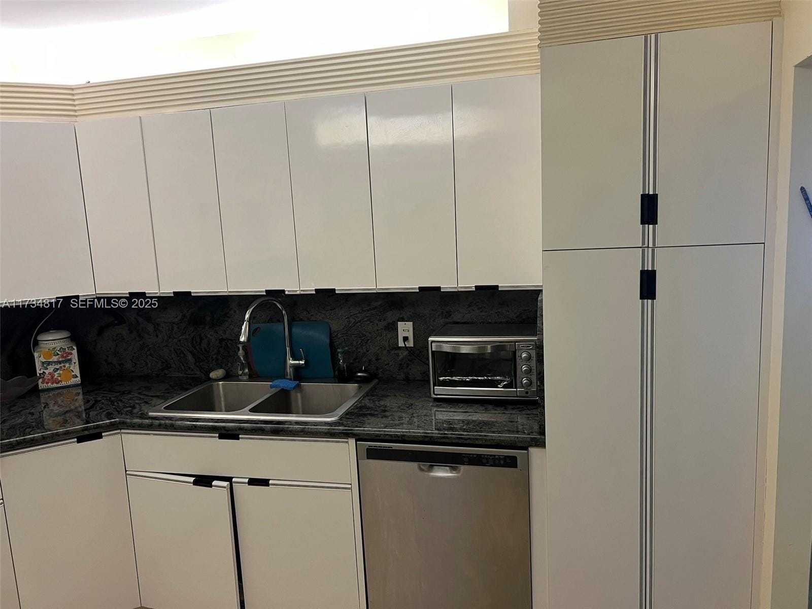 9801 Collins Avenue 17J, Bal Harbour, FL 33154 photo 26