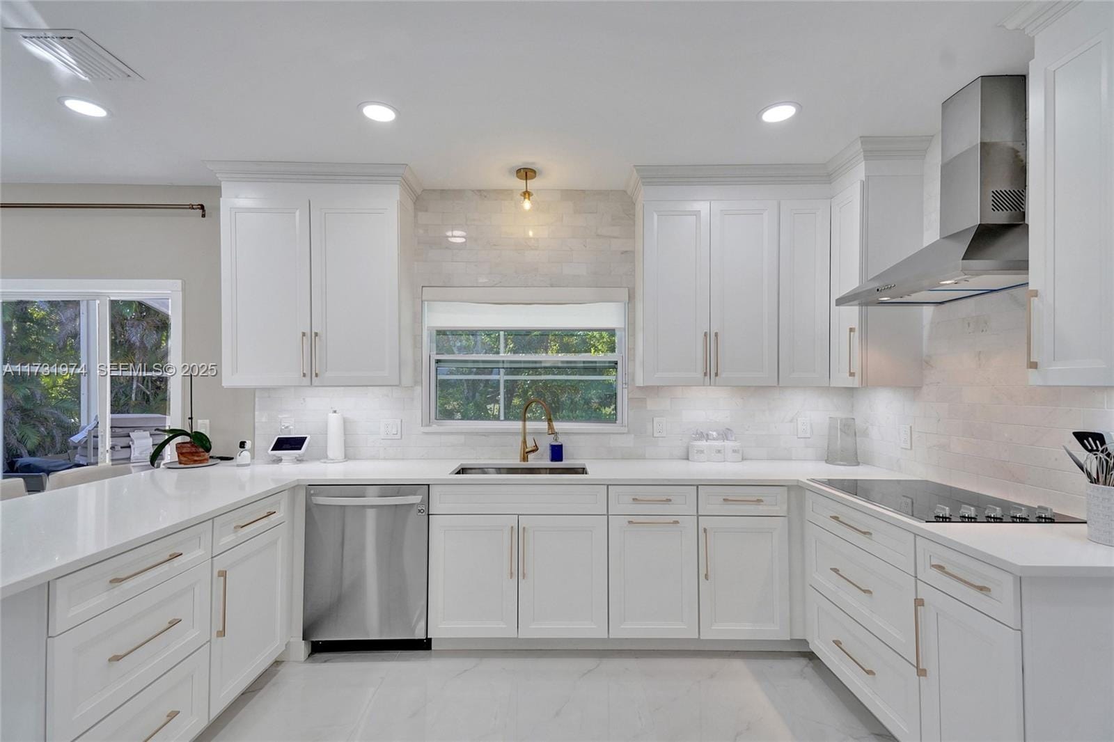 7698 Hibiscus Lane, Coral Springs, FL 33065 photo 19