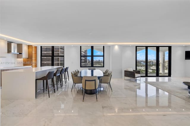 9801 Collins Avenue 17R, Balmoral, Bal Harbour, FL