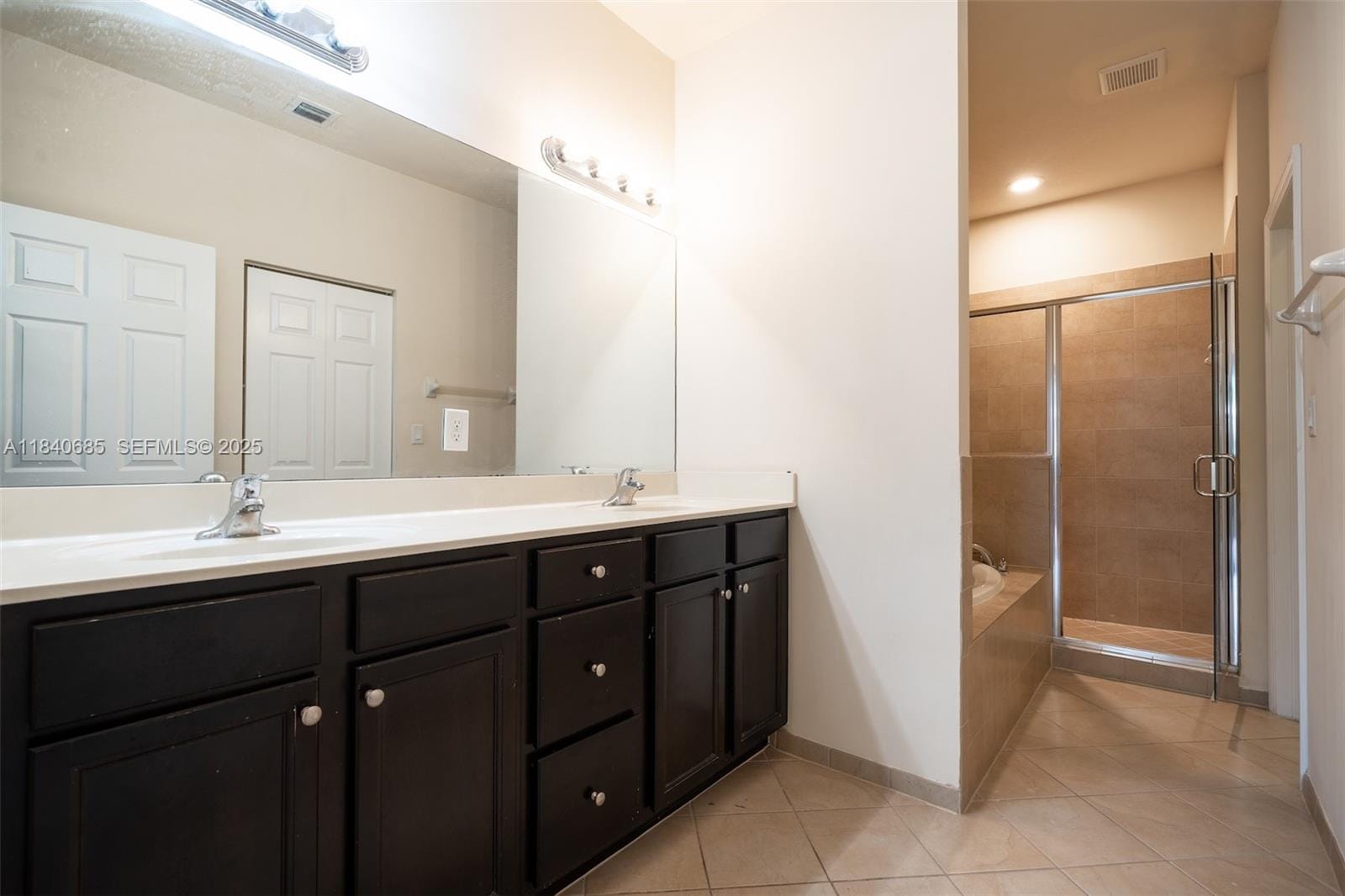 423 SE 33rd Terrace, Homestead, FL 33033 photo 17