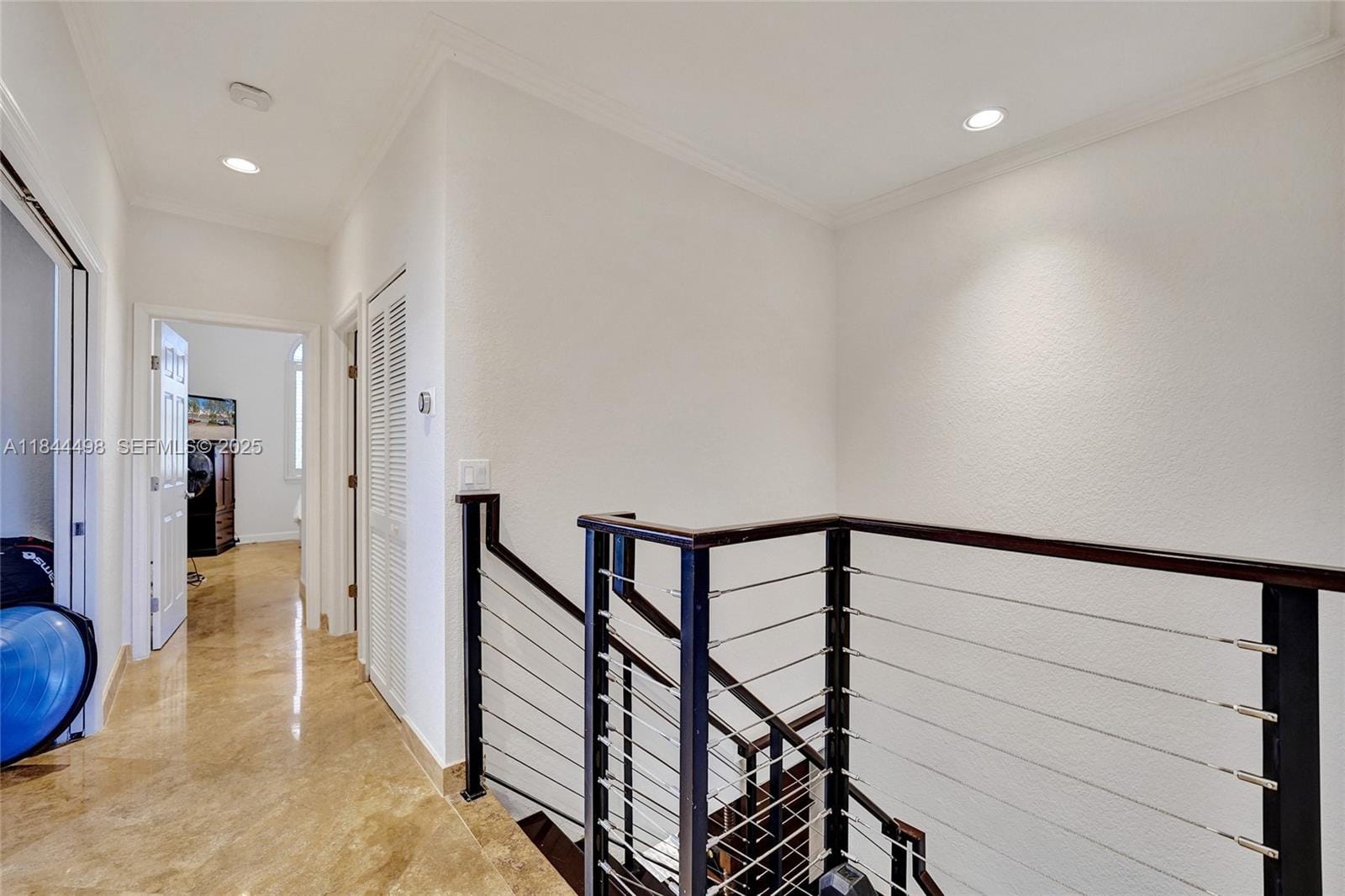 1375 Harbor View E — photo 11