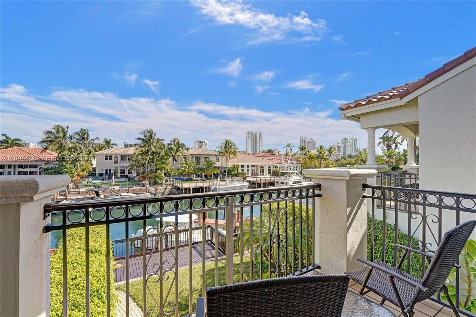 1375 Harbor View E, Hollywood, FL 33019 photo 18