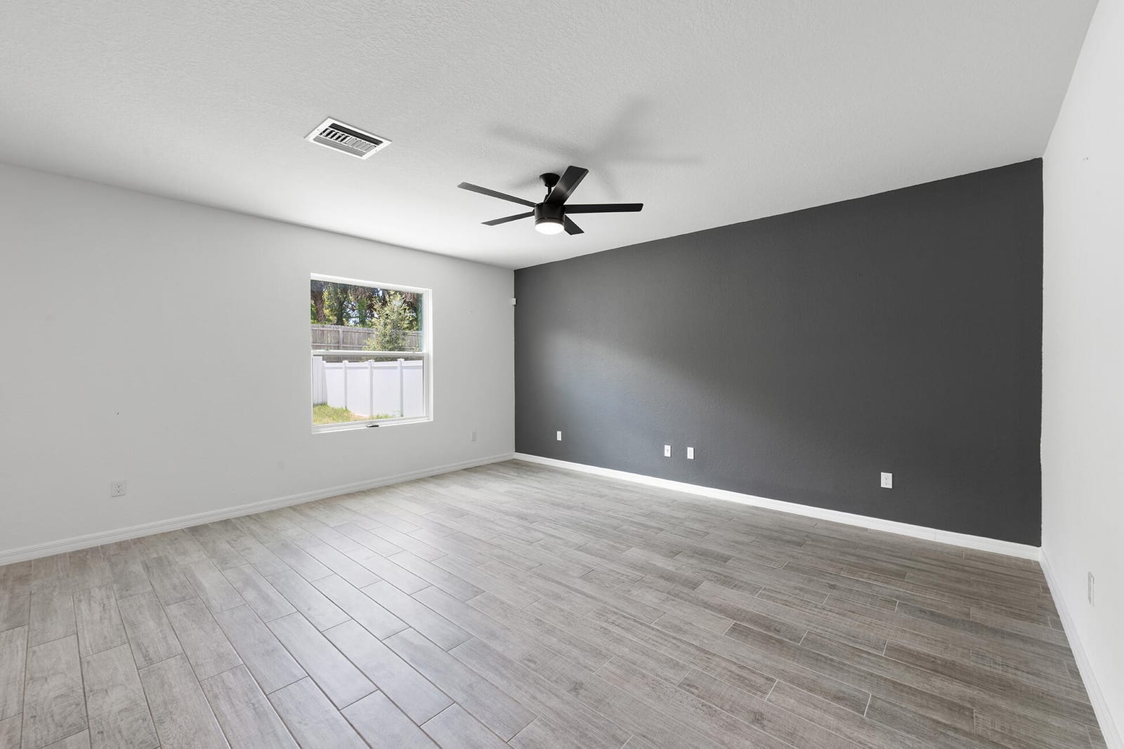 5069 Armina Place — photo 6