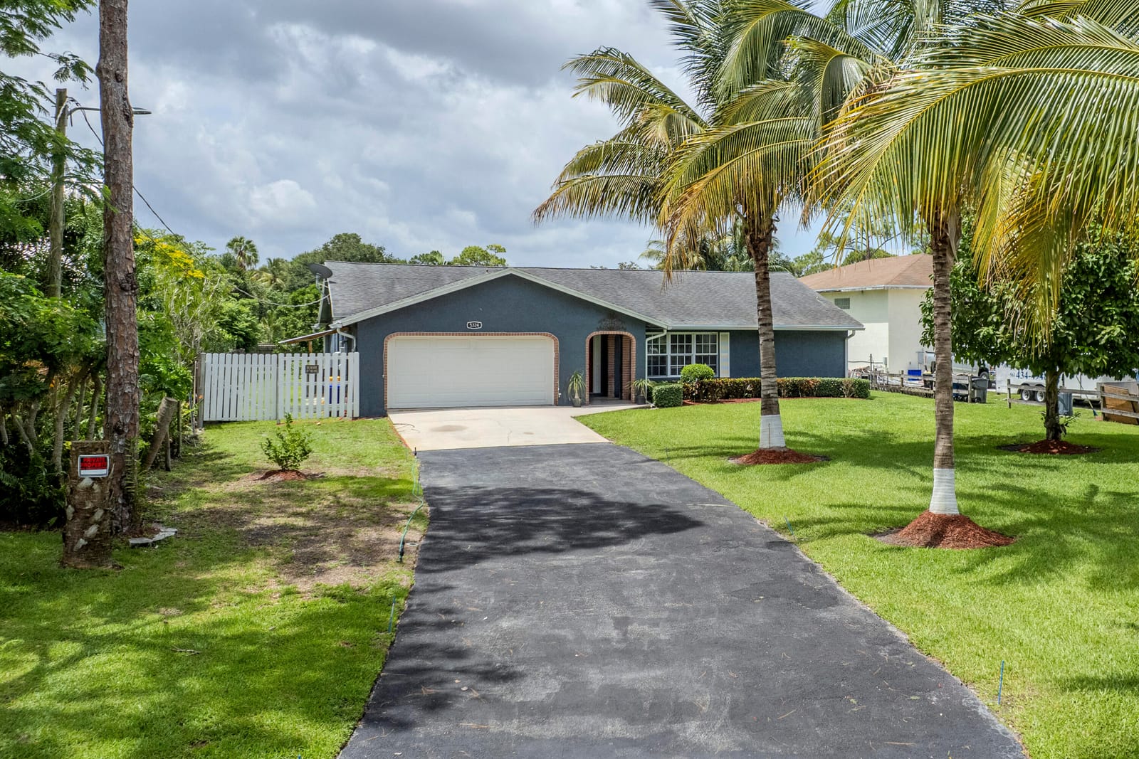 5324 Canal Drive, Lake Worth, FL 33463 photo 2