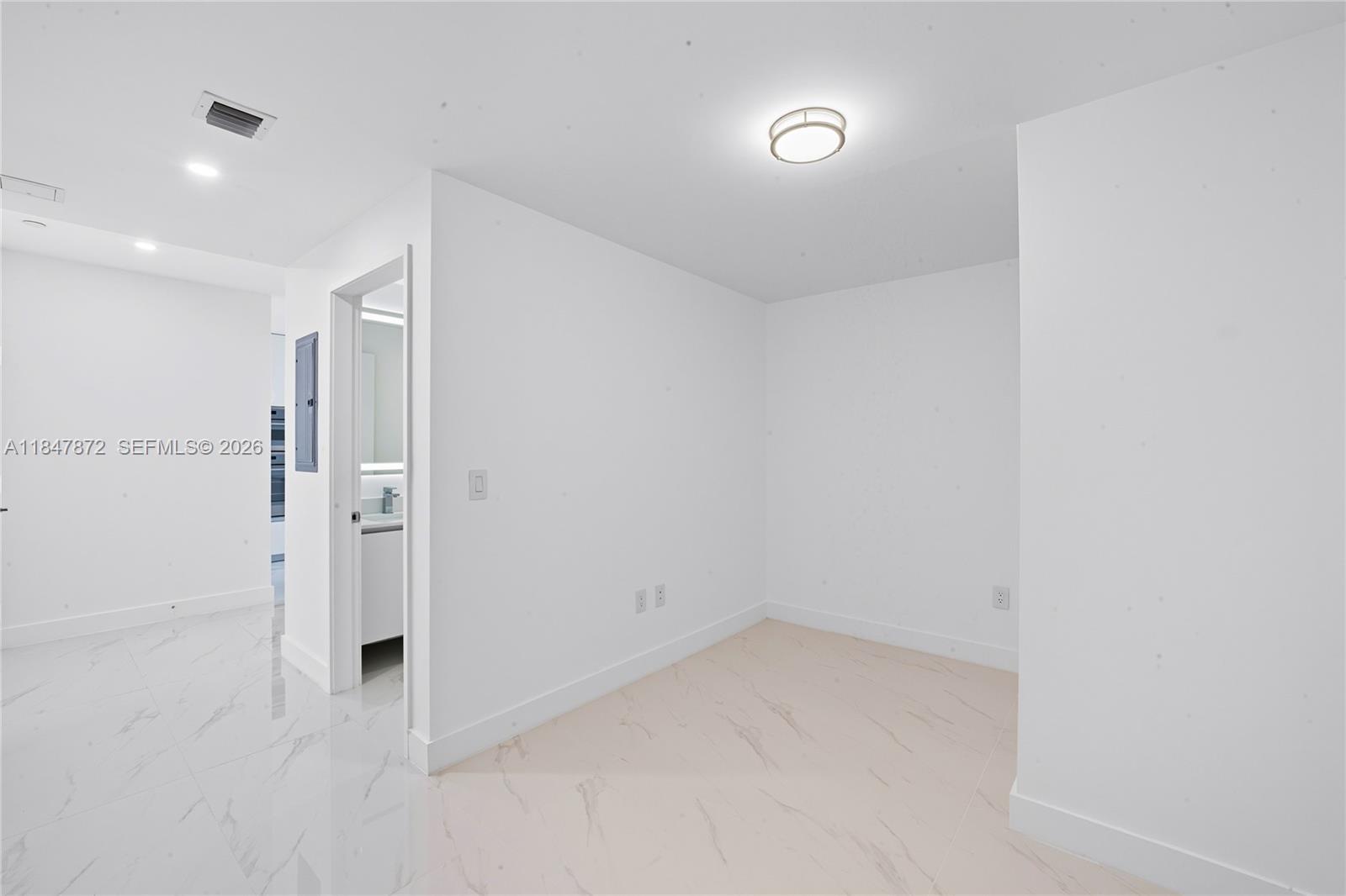 700 NE 24th Street 3502 — photo 4