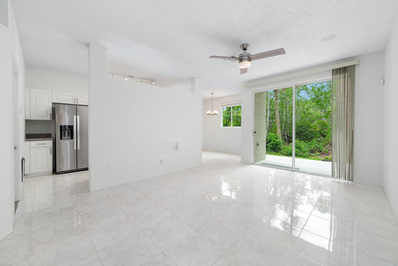 4718 NW 59th Manor — photo 4