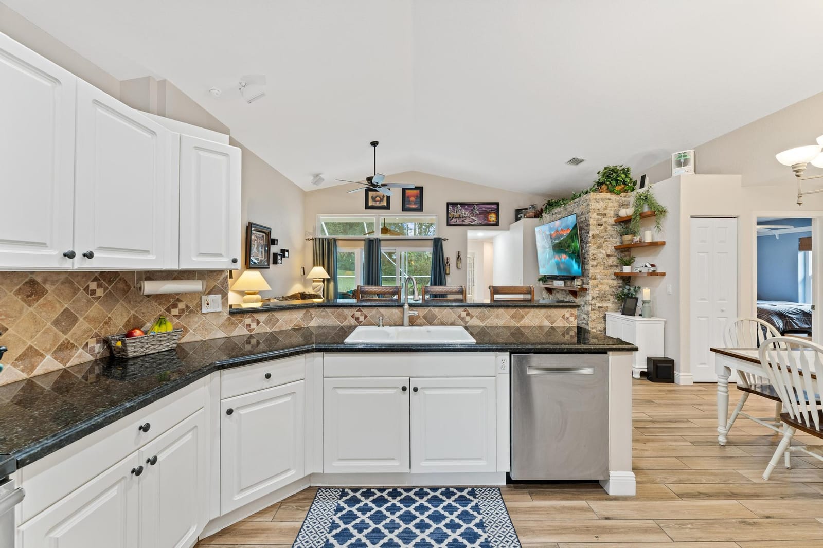 4026 Bahia Isle Circle — photo 8