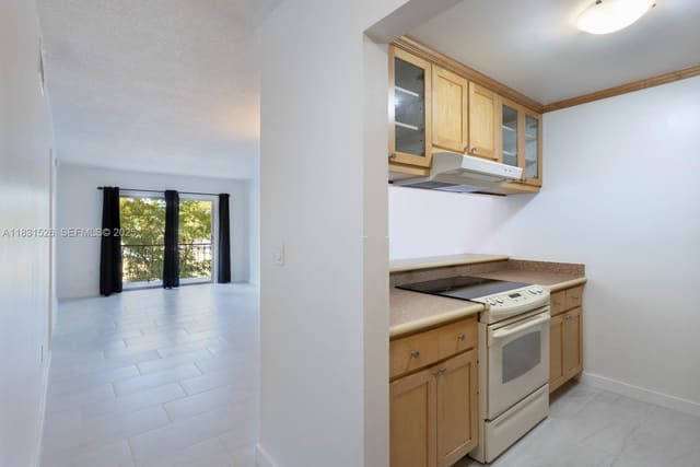 3181 SW 13 Street 314, sold in Alcala Plaza, Miami, FL