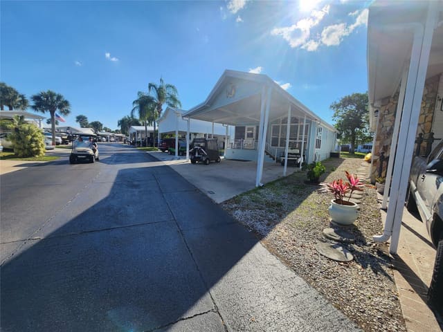 5263 SE 66th Avenue, Okeechobee, FL 34974