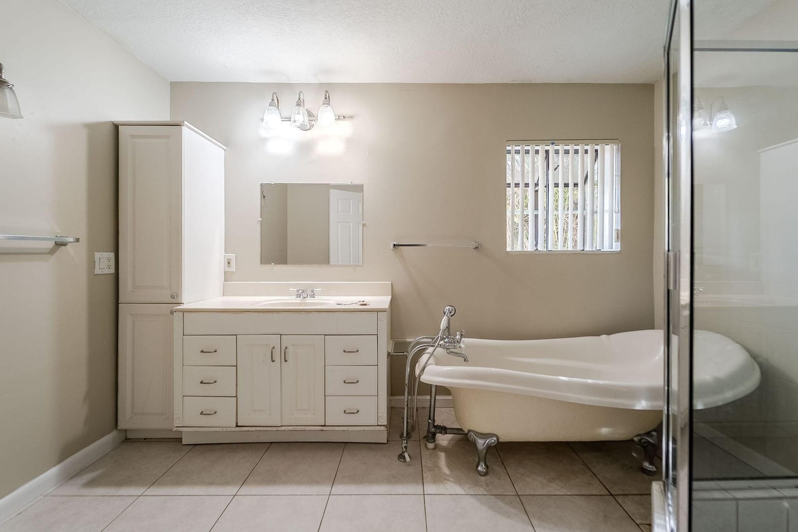 219 SE 8th Street, Dania Beach, FL 33004 photo 18