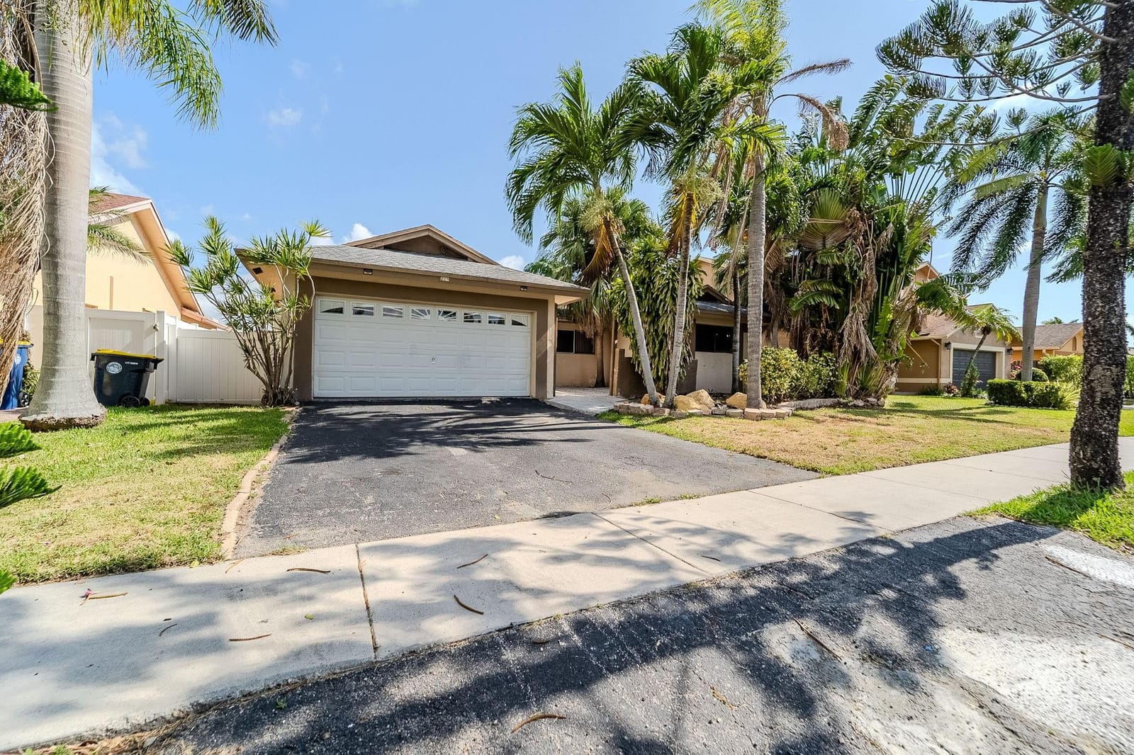 219 SE 8th Street, Dania Beach, FL 33004 photo 3