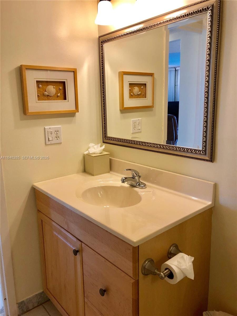 100 Golden Isles Drive 706, Hallandale Beach, FL 33009 photo 19