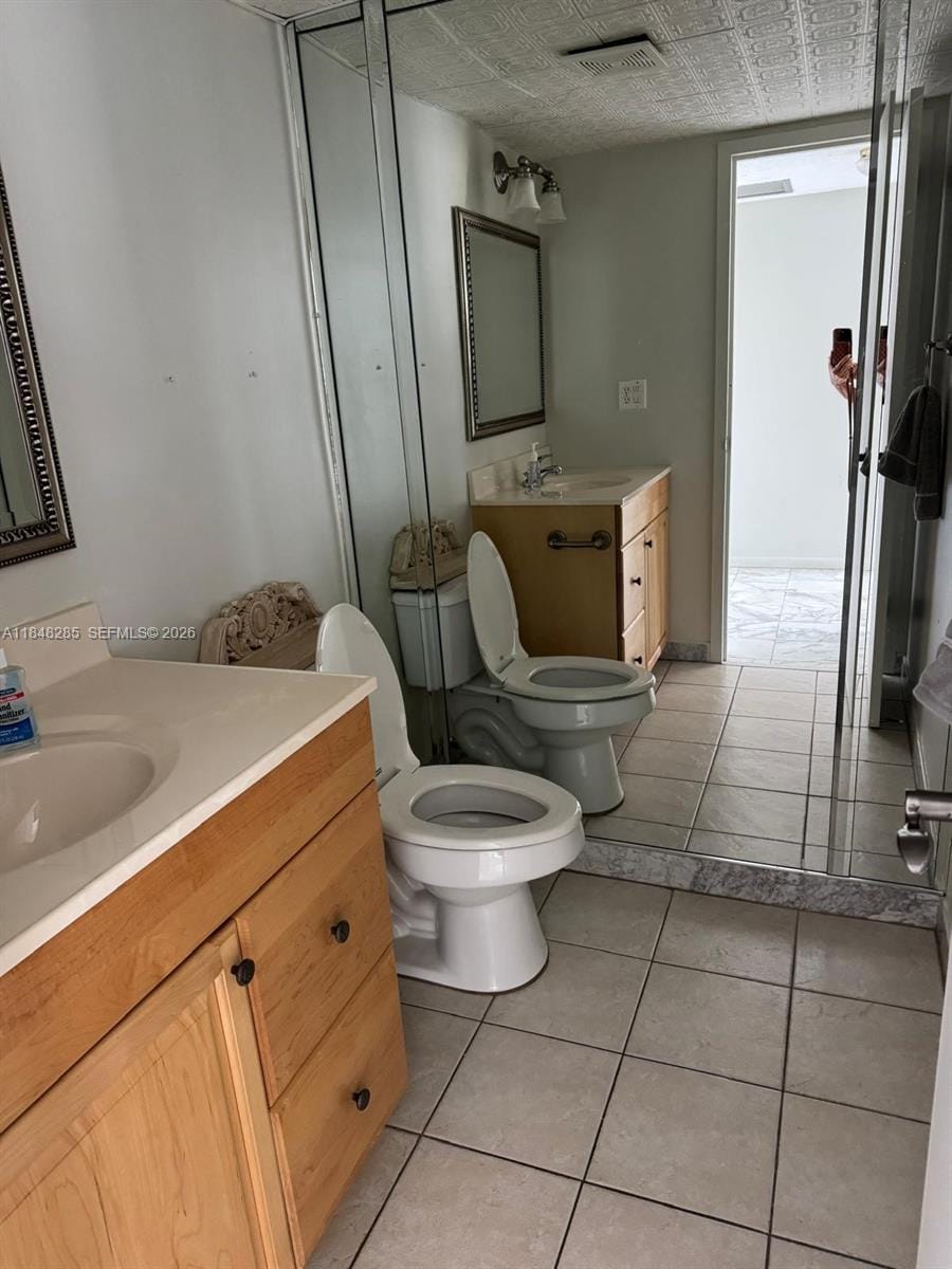 100 Golden Isles Drive 706 — photo 10