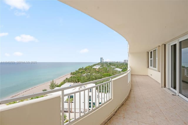 3180 S Ocean Drive 1212, Hallandale Beach, FL 33009