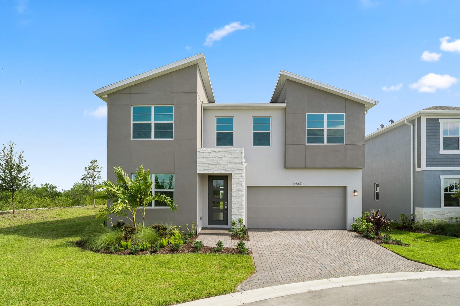 14547 SW Woodford Way, Port St. Lucie, FL 34987