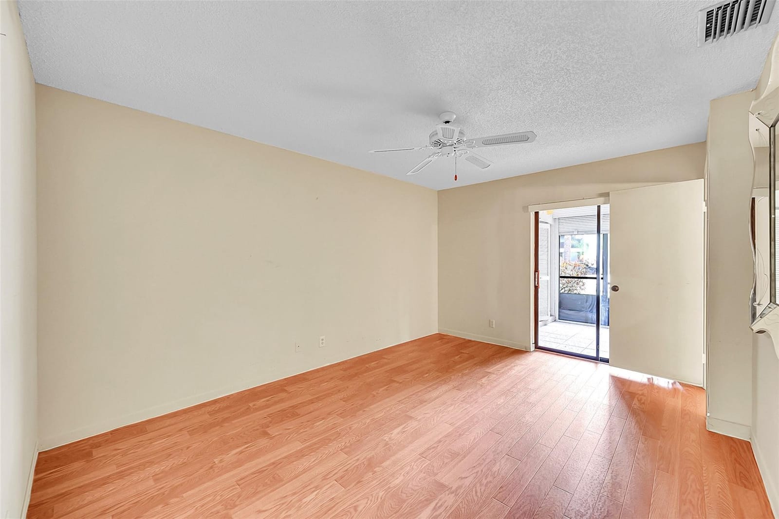 3587 NW 35th Street 1635, Coconut Creek, FL 33066 photo 19