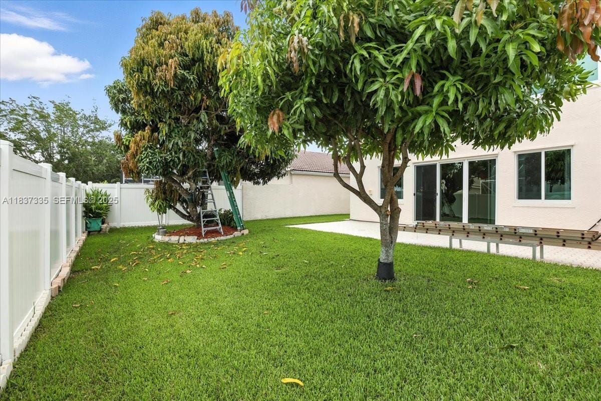 15677 NW 12th Manor — photo 2