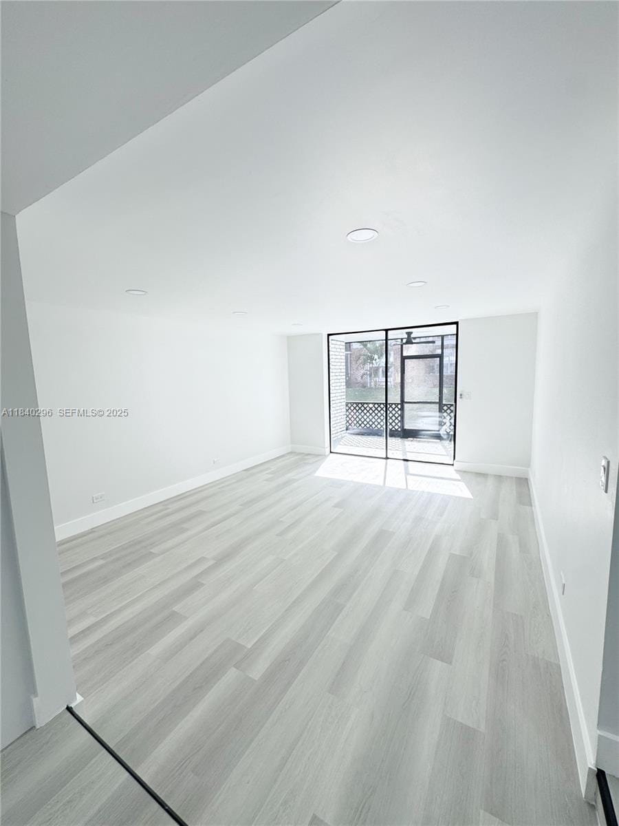 3660 Inverrary 1Y, Lauderhill, FL 33319 photo 6