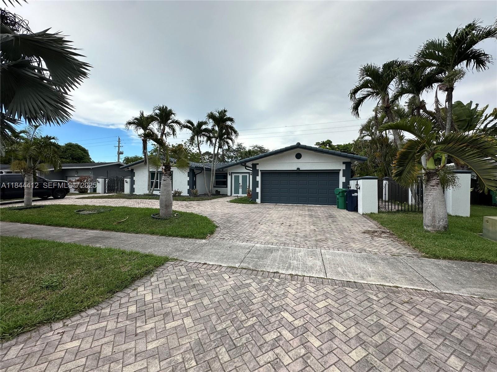 14250 SW 71st Lane — photo 3