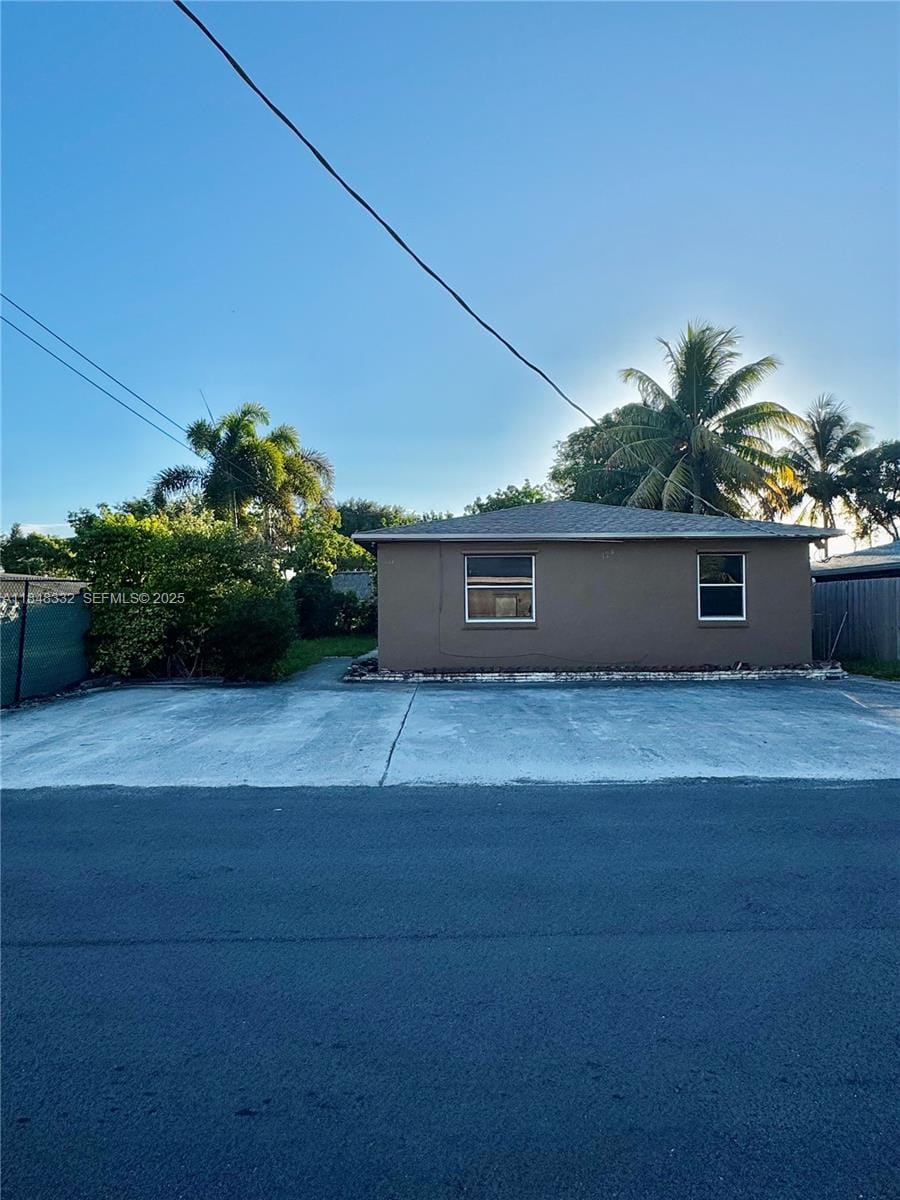 124 SE 2nd Terrace, Hallandale Beach, FL 33009