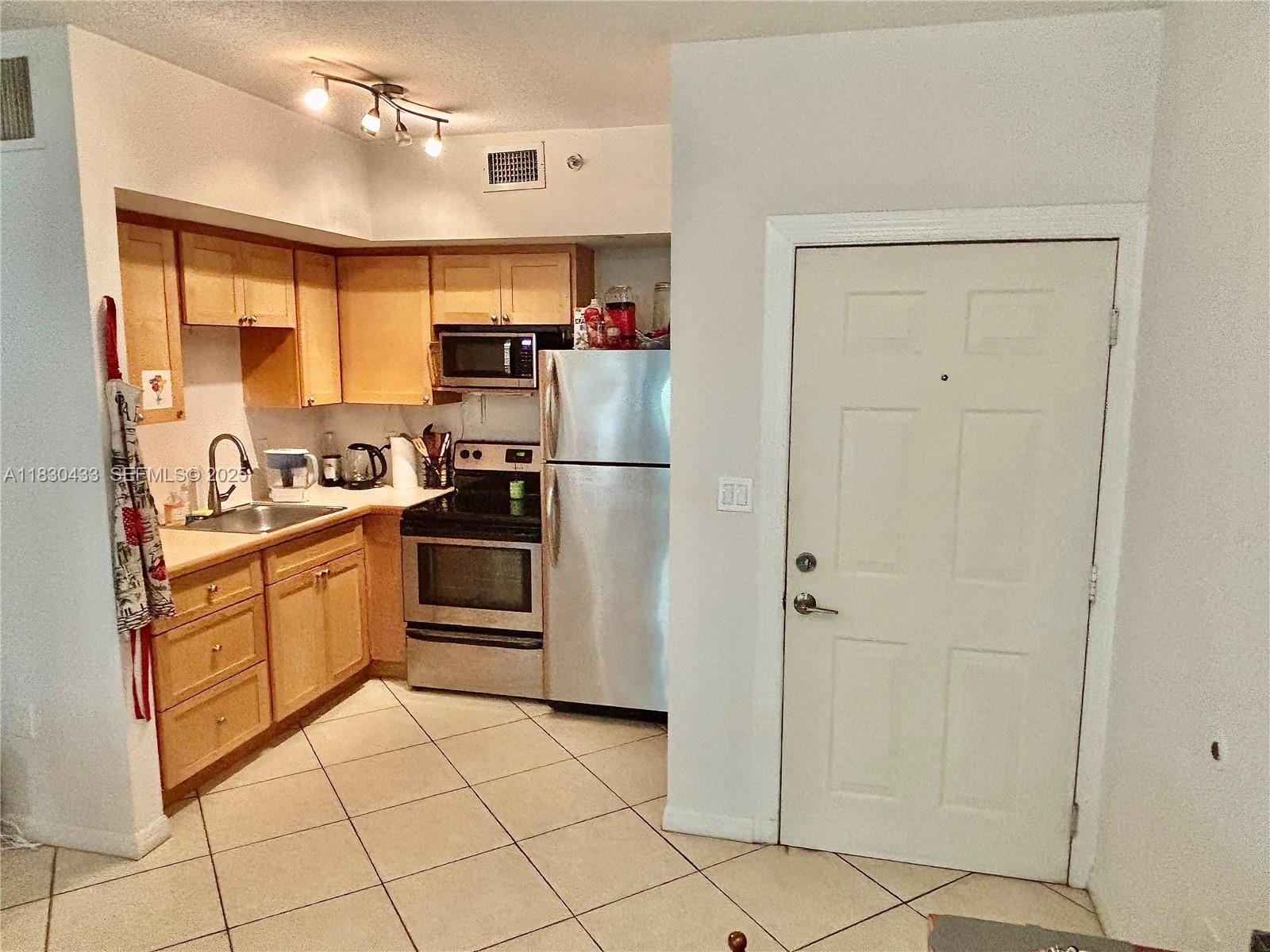 2630 SW 28th Street 34, Miami, FL 33133 photo 9